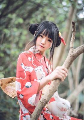 免费看美女_高清迅雷下载
