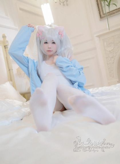 年轻的阿姨完整版_剧情片HD在线观看