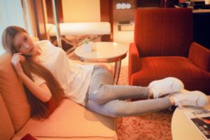 9uu在线观看_高清完整无删减高清视频播放