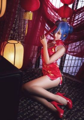 黄蓉解开乳罩喂奶老头_手机在线免费观看